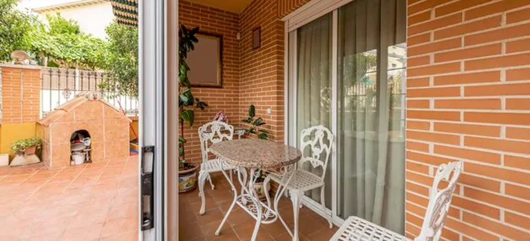 Adding Porch Enclosures To Your Home in Pine Hills, FL