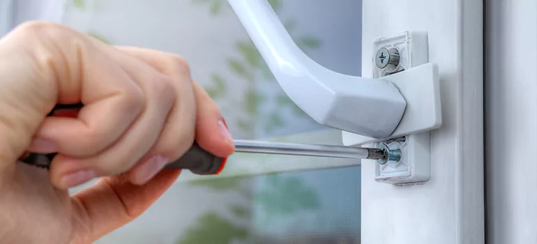 Window Crack Repair in Pine Hills, FL