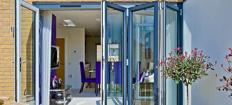 Commercial Door Glass Repair in Pine Hills, FL